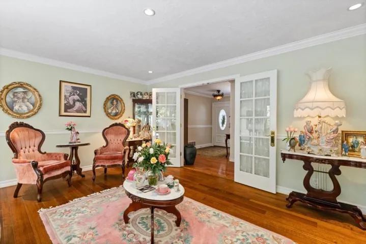 3155 Brittan Avenue, San Carlos, California 94070