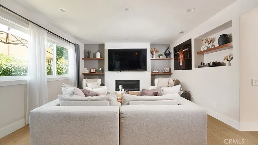 27022 Mariscal Lane, Mission Viejo, California 92691