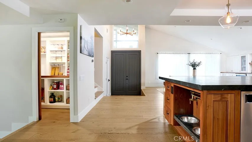 27022 Mariscal Lane, Mission Viejo, California 92691