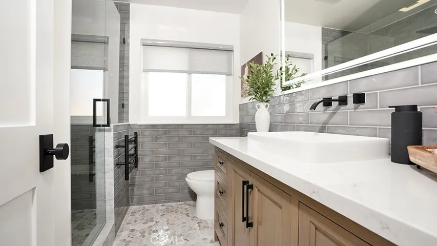27022 Mariscal Lane, Mission Viejo, California 92691
