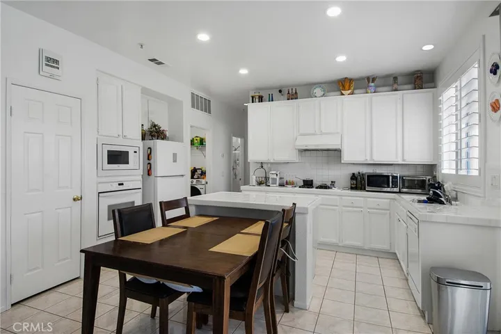 15029 Coyote Court, Fontana, California 92336