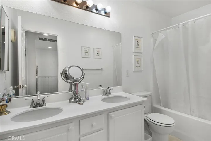 15029 Coyote Court, Fontana, California 92336