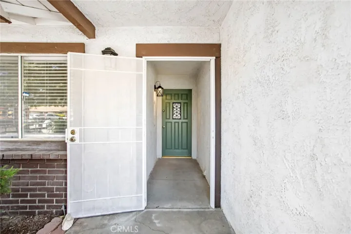 719 Lorraine Lane, Hemet, California 92543