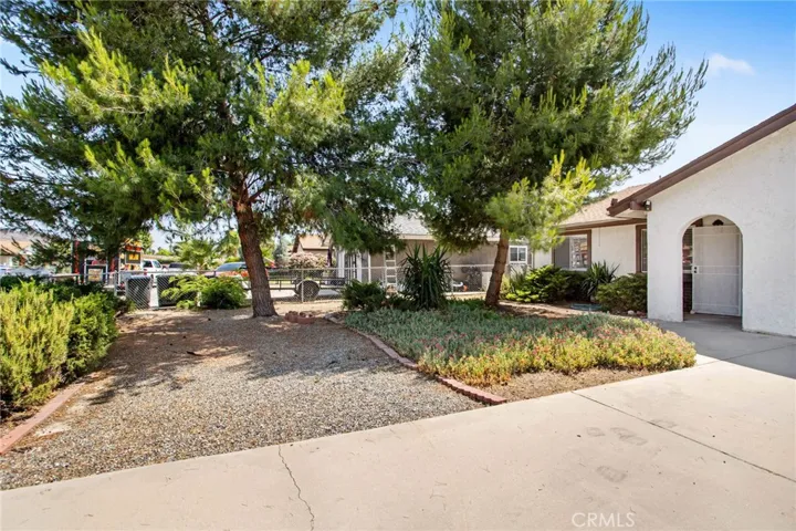 719 Lorraine Lane, Hemet, California 92543