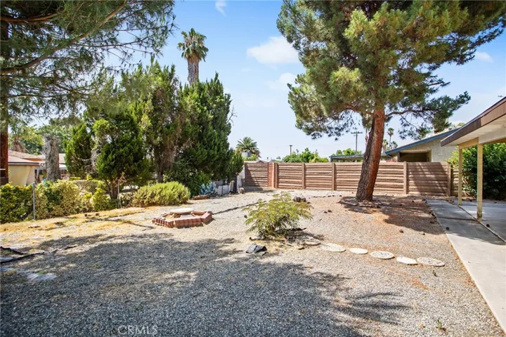 719 Lorraine Lane, Hemet, California 92543