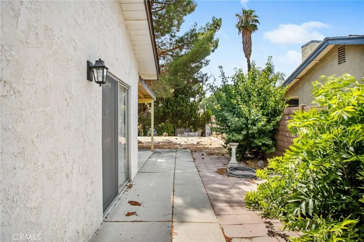 719 Lorraine Lane, Hemet, California 92543
