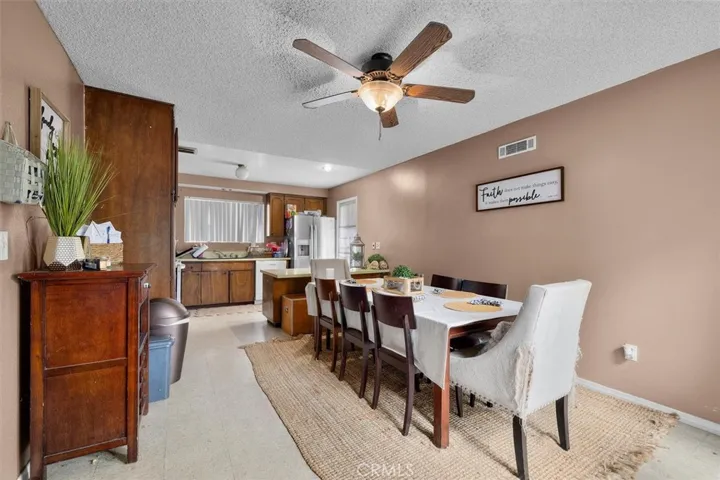 Unit A: Dining area