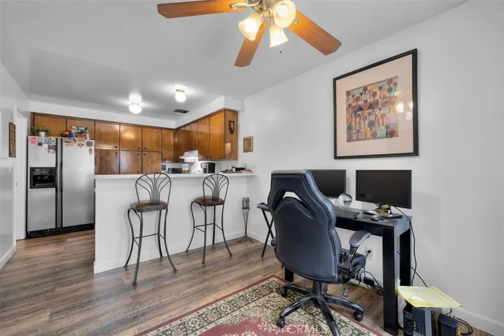 Unit B: Dining space off of kitchen and bar top
