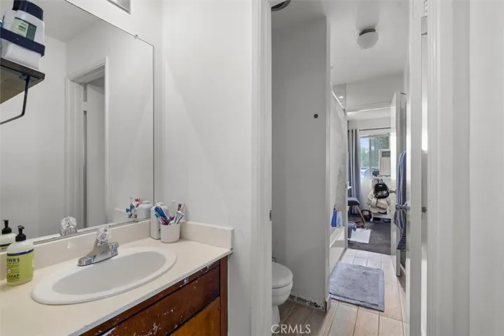 Unit C: Bathroom off of bedroom