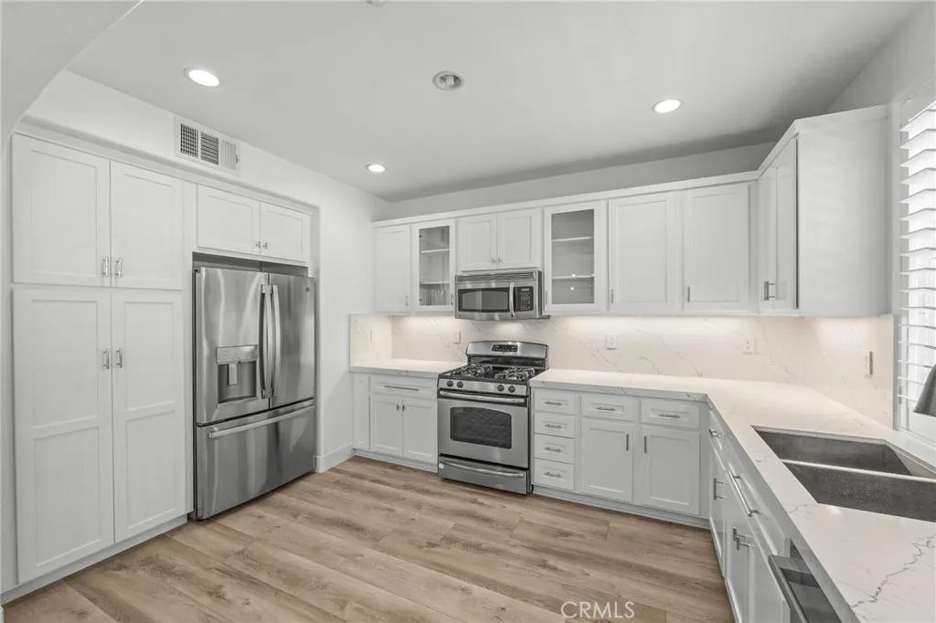 4436 Owens 105, Corona, California 92883 home-pic-14