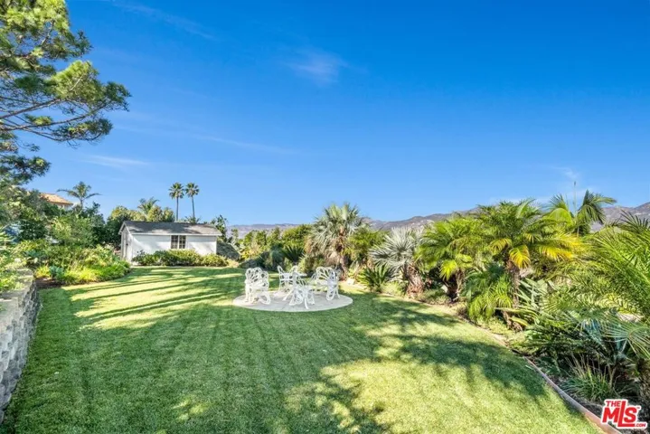 29417 Bluewater Road, Malibu, California 90265
