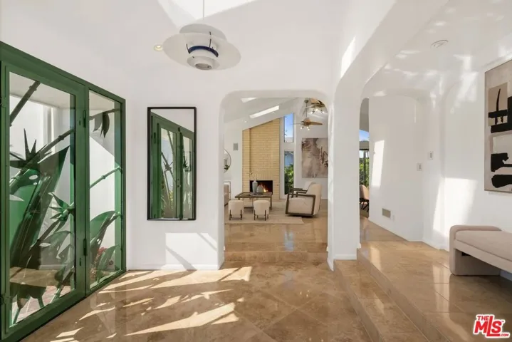 29417 Bluewater Road, Malibu, California 90265