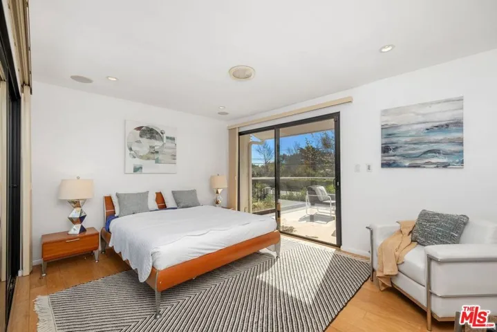 29417 Bluewater Road, Malibu, California 90265