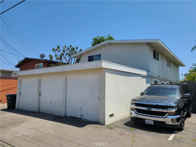 1548 N Elm Avenue, Costa Mesa, California 92626