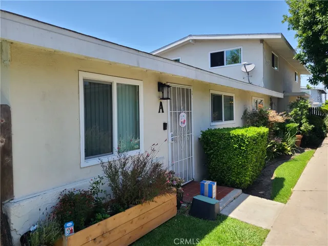 1548 N Elm Avenue, Costa Mesa, California 92626