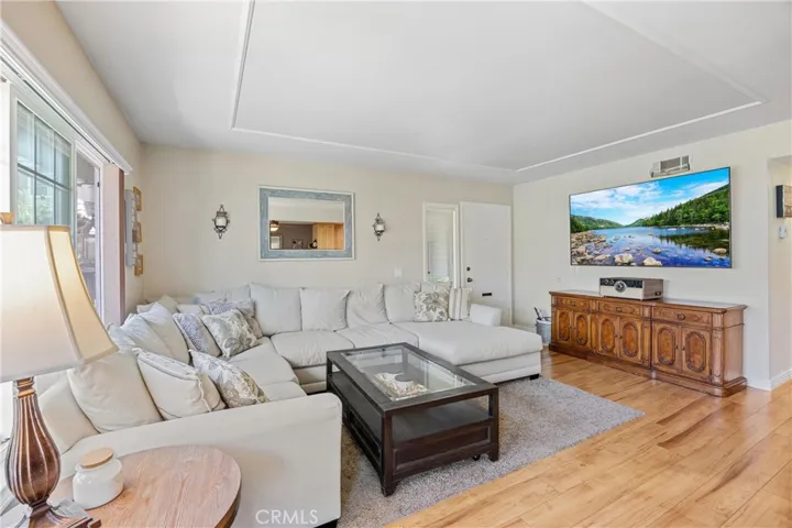 10270 Durango River Court, Fountain Valley, California 92708