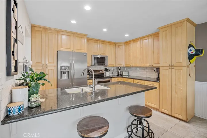 10270 Durango River Court, Fountain Valley, California 92708