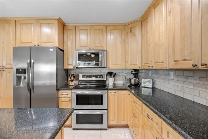 10270 Durango River Court, Fountain Valley, California 92708