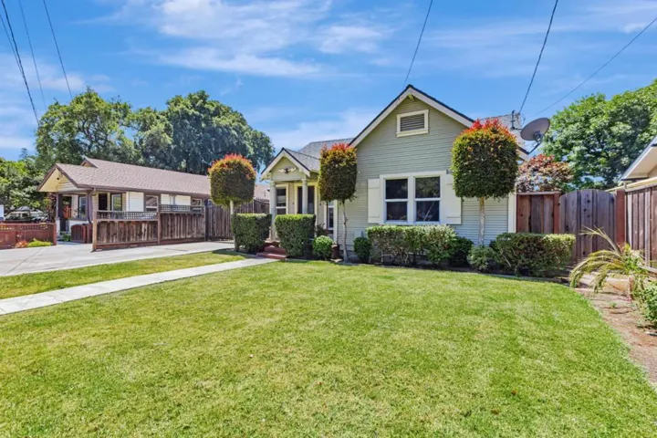 484 E Evelyn Avenue, Sunnyvale, California 94086