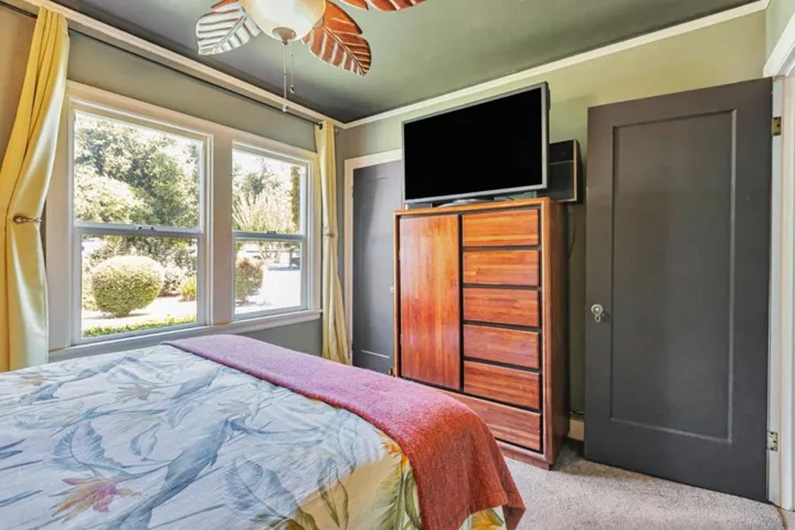 484 E Evelyn Avenue, Sunnyvale, California 94086