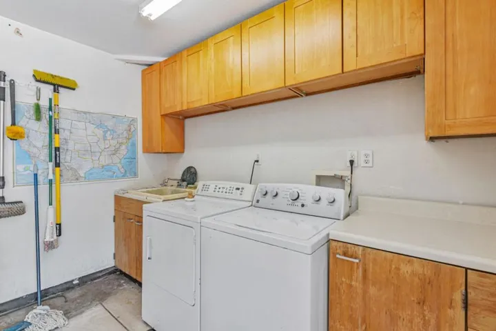 484 E Evelyn Avenue, Sunnyvale, California 94086