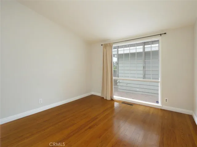 Bedroom2