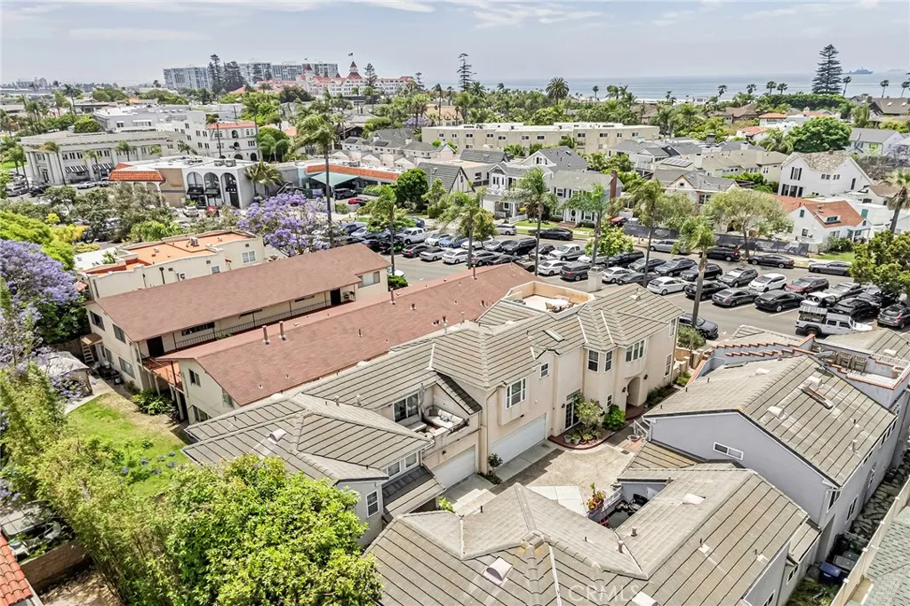 1034 Isabella Avenue, Coronado, California 92118 home-pic-34