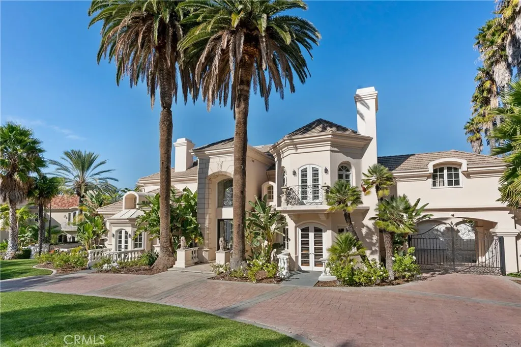 5081 E Copa De Oro Drive, Anaheim, California 92807 home-pic-0