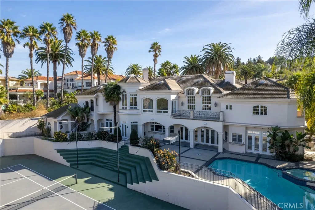 5081 E Copa De Oro Drive, Anaheim, California 92807 home-pic-63