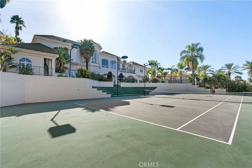 5081 E Copa De Oro Drive, Anaheim, California 92807 home-pic-50