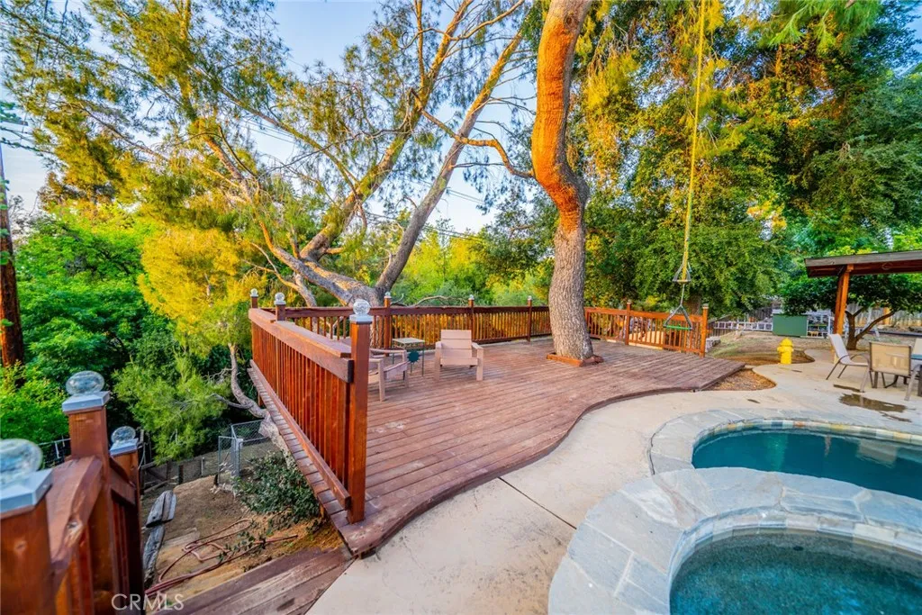 533 Via Vista Dr, Redlands, California 92373 home-pic-15