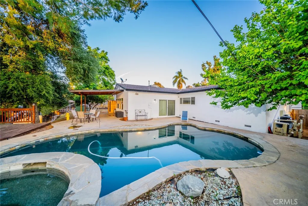 533 Via Vista Dr, Redlands, California 92373 home-pic-11