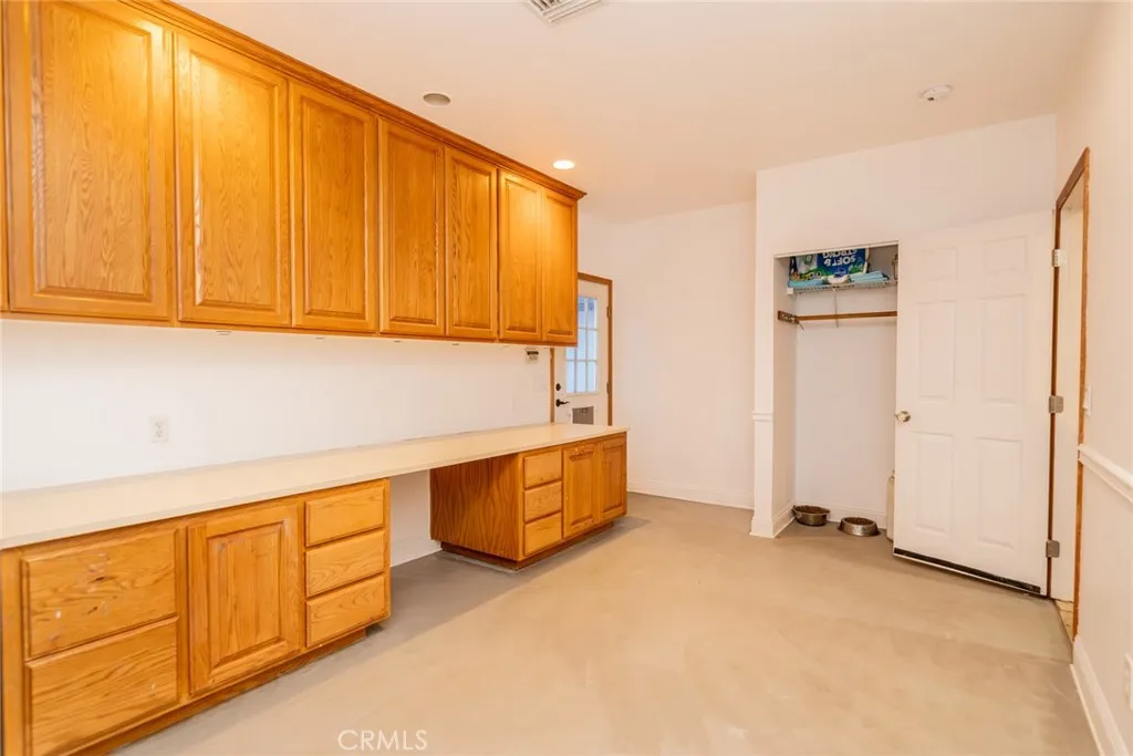 533 Via Vista Dr, Redlands, California 92373 home-pic-36