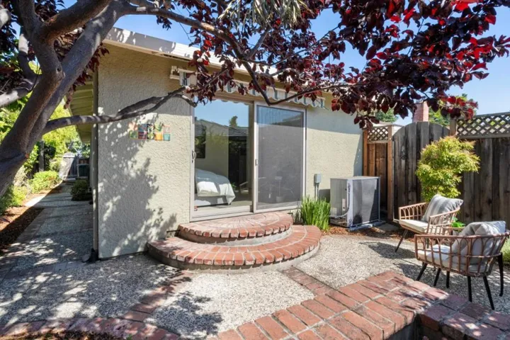 818 Sylvan Avenue, Mountain View, California 94041