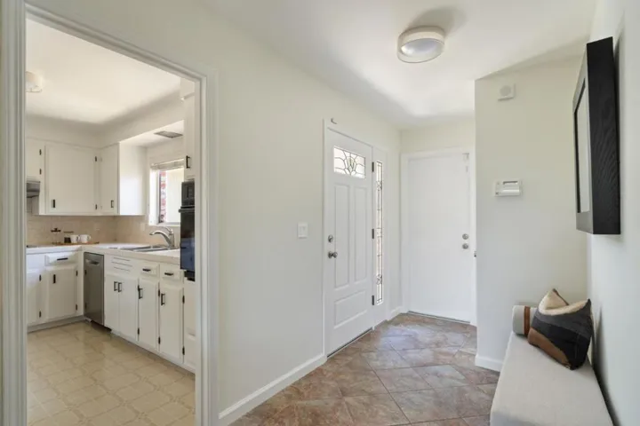 818 Sylvan Avenue, Mountain View, California 94041