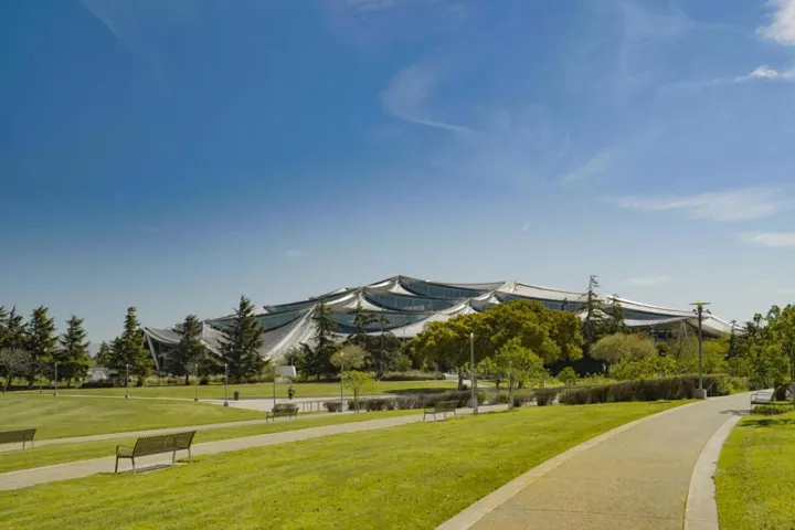 818 Sylvan Avenue, Mountain View, California 94041
