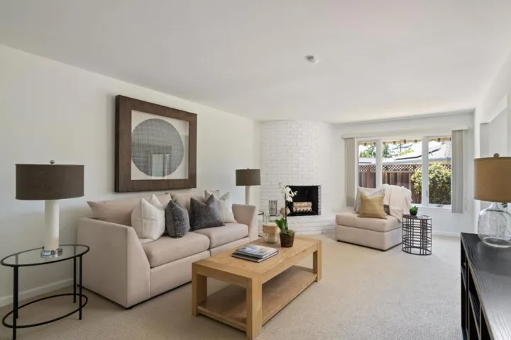 818 Sylvan Avenue, Mountain View, California 94041