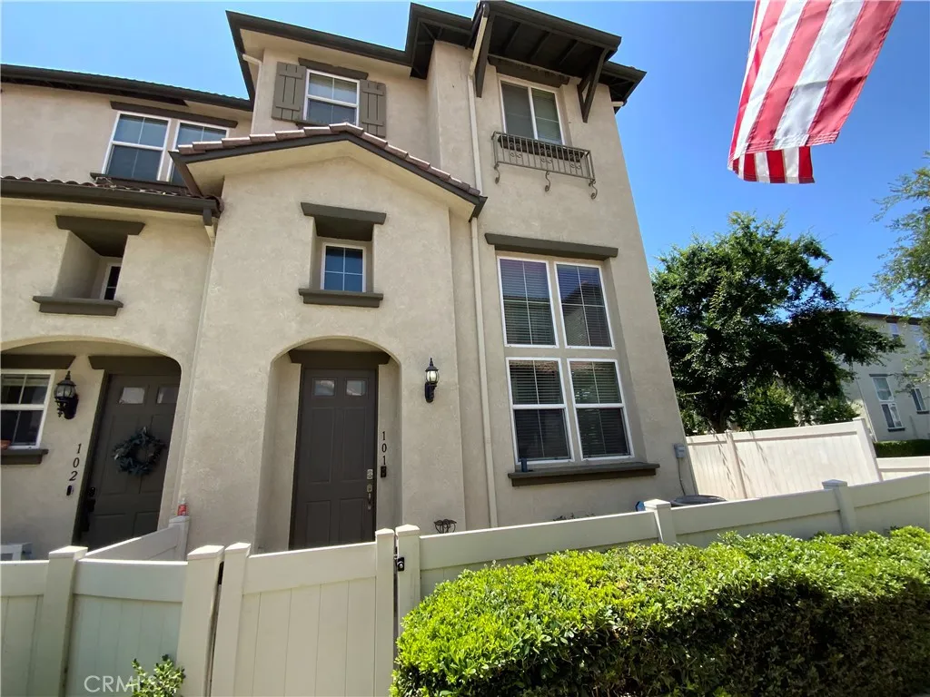 33640 Willow Haven Lane 101, Murrieta, California 92563 home-pic-0