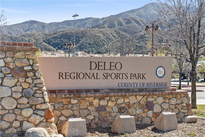 24982 Pine Creek, Corona, California 92883