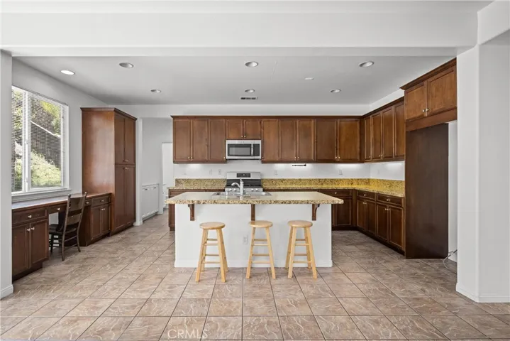 24982 Pine Creek, Corona, California 92883