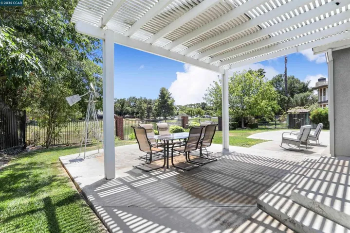 5760 Gateway Ct, Discovery Bay, California 94505