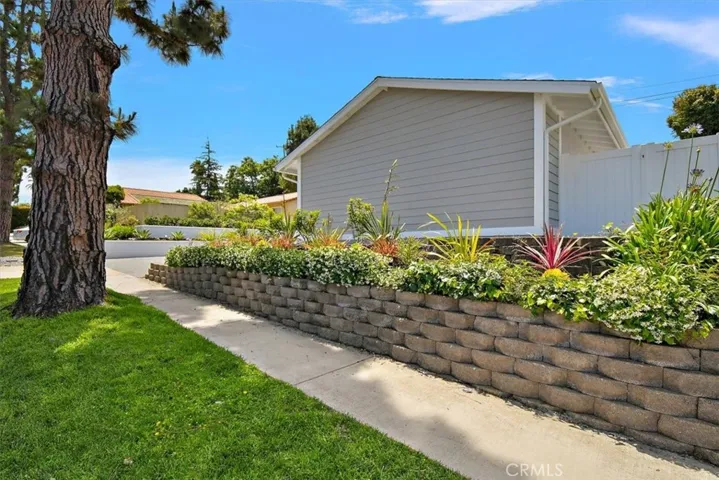 Front of Home from Sidewalk_3