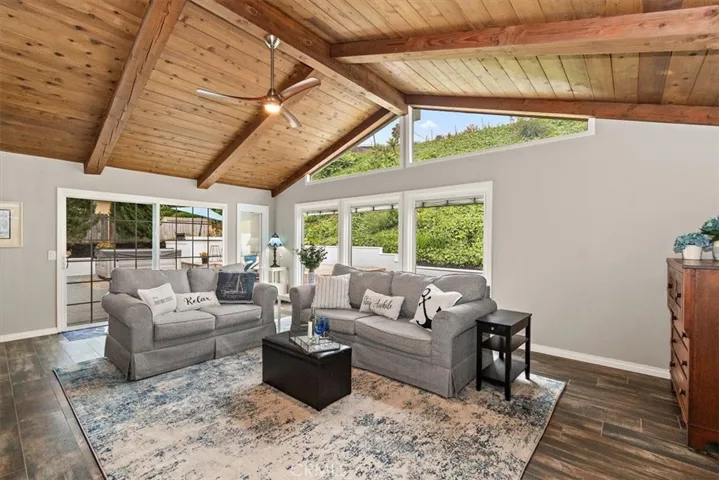 6602 Monero Drive, Rancho Palos Verdes, California 90275