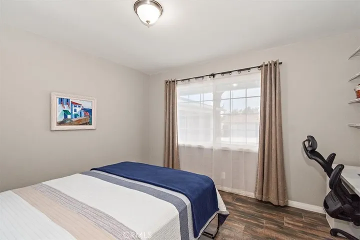 Guest Bedroom_2