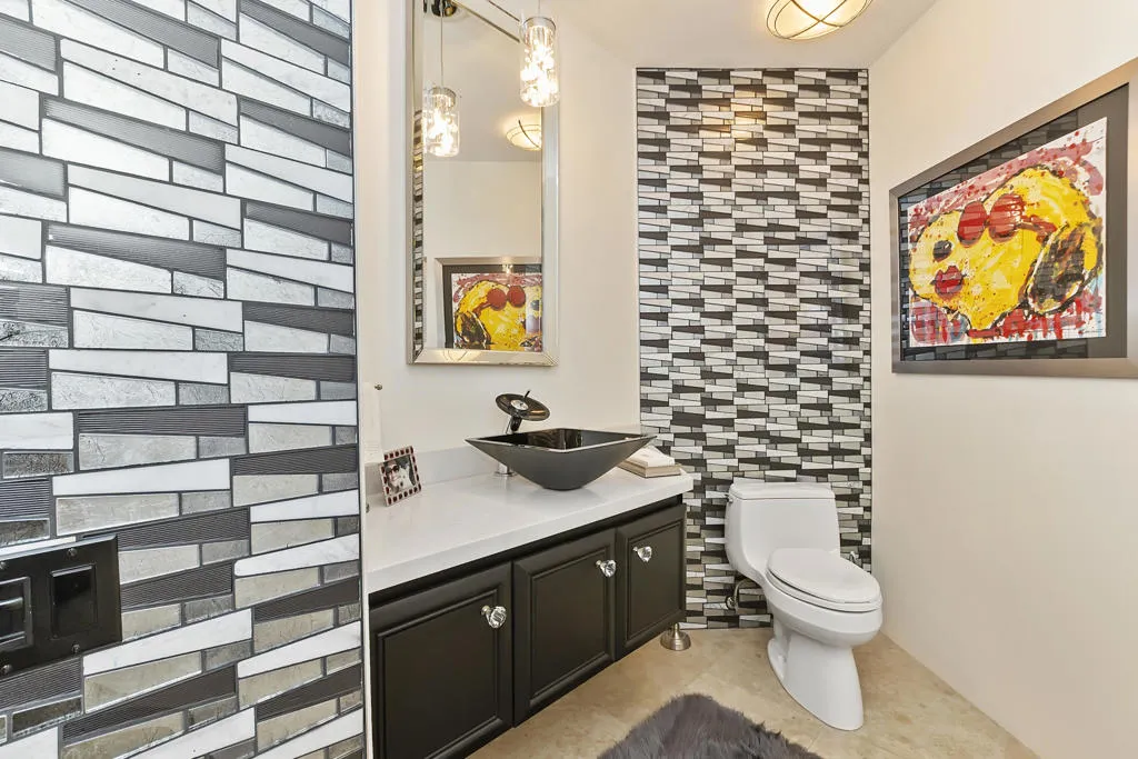 017_Powder Room