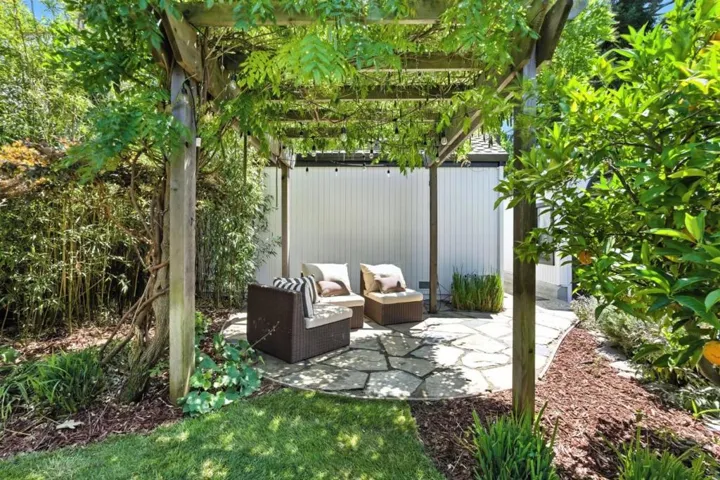 148 Promethean Way, Mountain View, California 94043