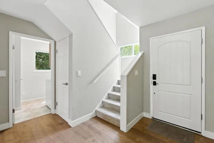 148 Promethean Way, Mountain View, California 94043