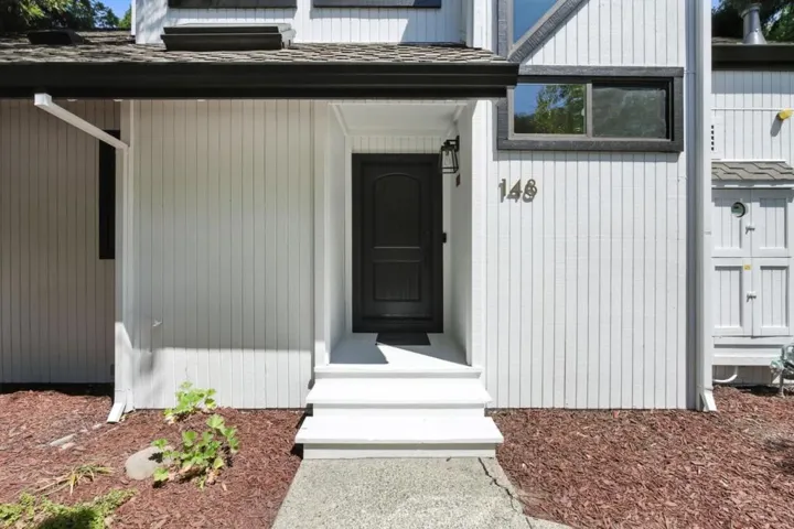 148 Promethean Way, Mountain View, California 94043