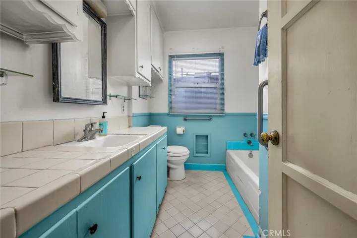 1744 Amherst Avenue, Los Angeles, California 90025