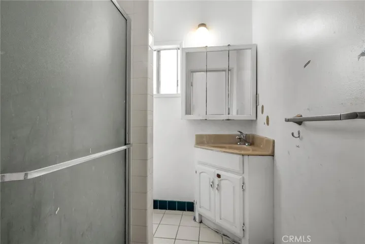 1744 Amherst Avenue, Los Angeles, California 90025